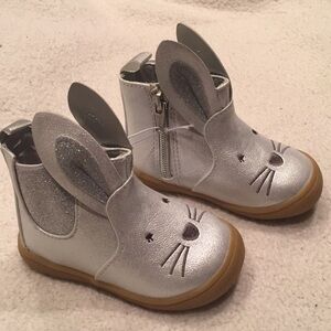 Cat & jack silver/ Estella girls boots